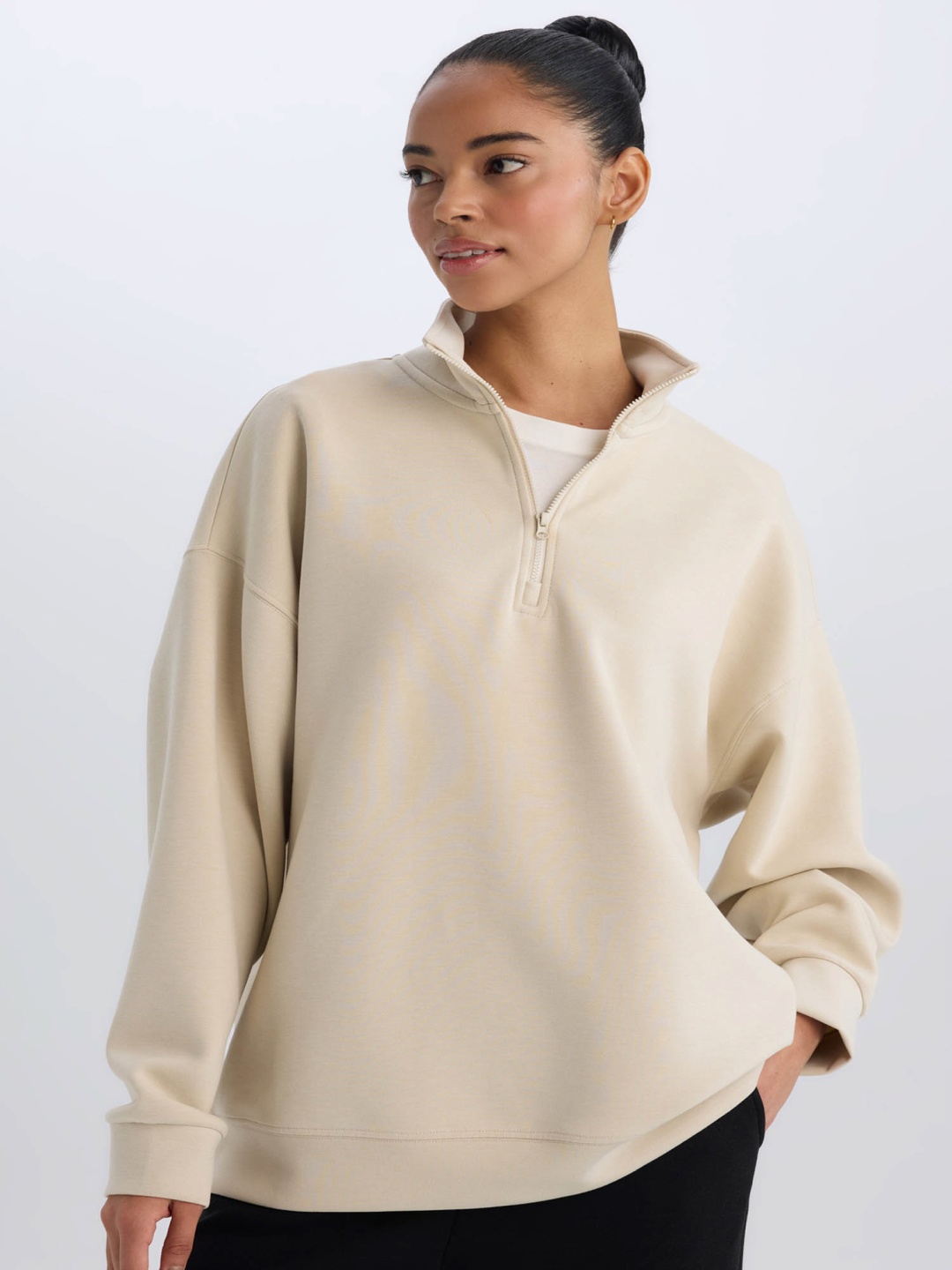

DeFacto Pullover Sweatshirts, Cream