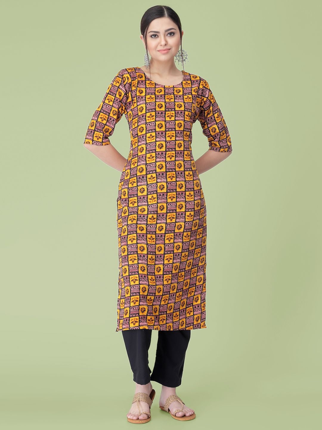 

7Threads Ethnic Motifs Printed Straight Round-Neck Kurta With Trouser, Yellow