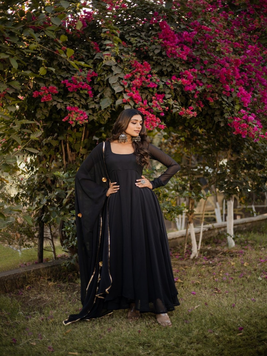 

BYUTIFY Georgette Anarkali Kurti With Trousers and Dupatta, Black