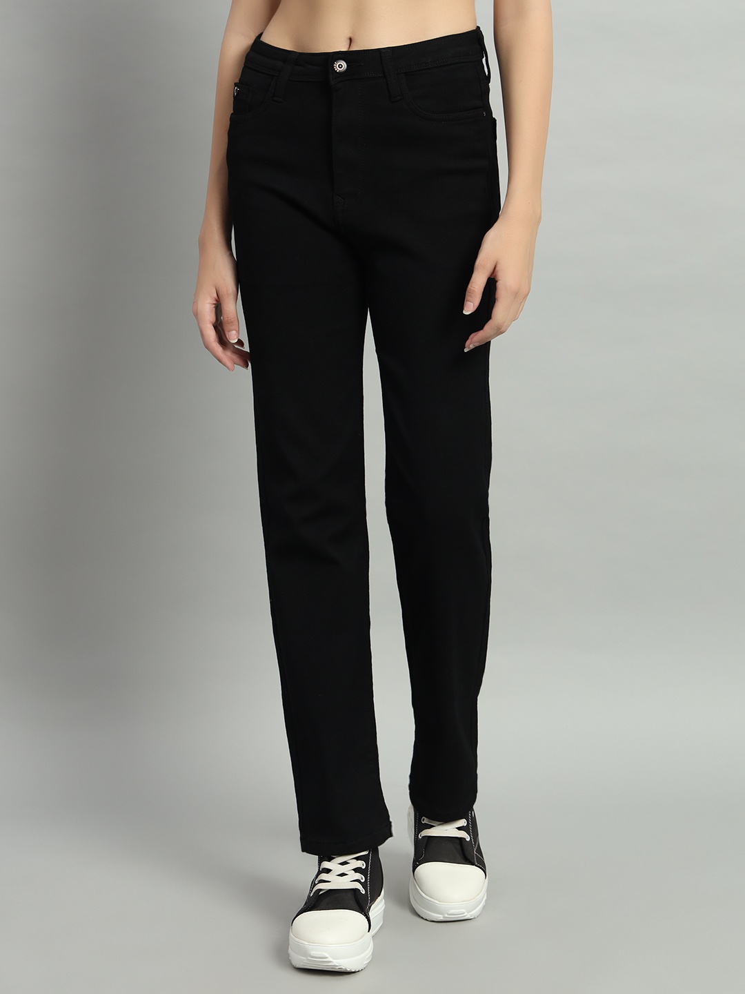 

AECK Women Original Relaxed Fit Jeans, Black