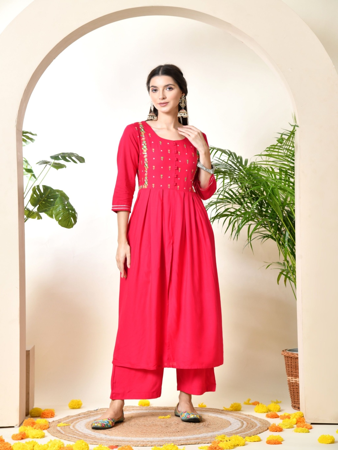 

Dipani Floral Embroidered Round Neck Thread Work Anarkali Kurta, Pink