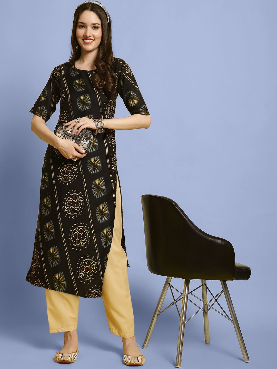 

7Threads Ethnic Motifs Printed Round Neck Straight Kurta with Trousers, Black