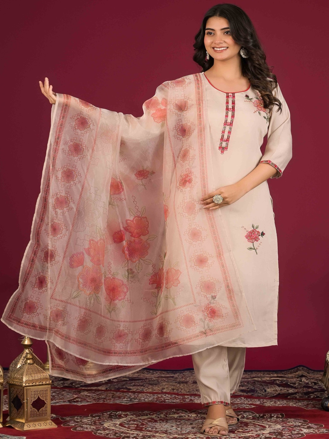

Peachmode Floral Embroidered Chanderi Silk U-Neck A-Line Kurta With Trousers And Dupatta, Peach