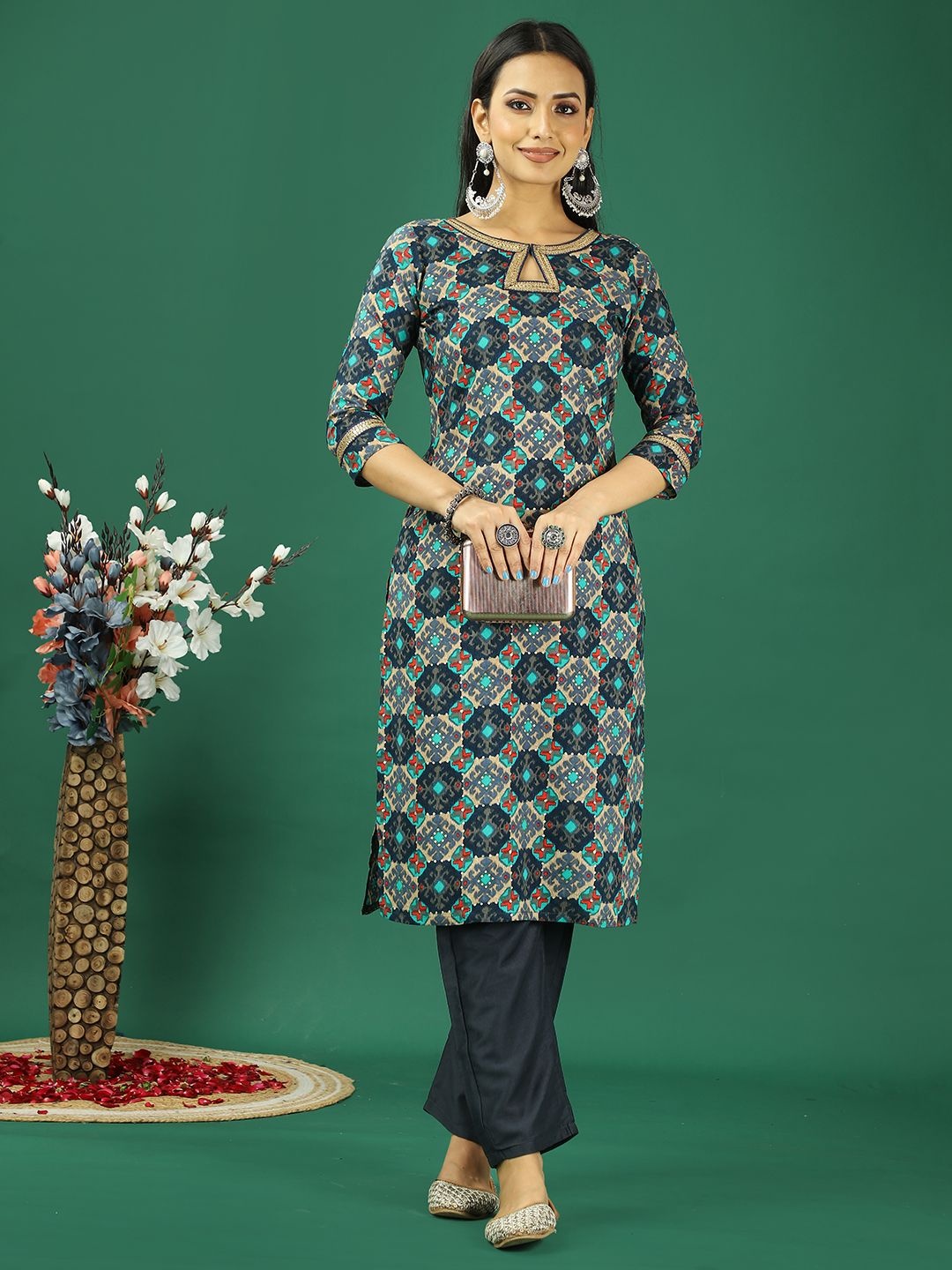 

Ethnovog Ethnic Motifs Printed Keyhole Neck Sequinned Straight Kurta With Trouser, Navy blue