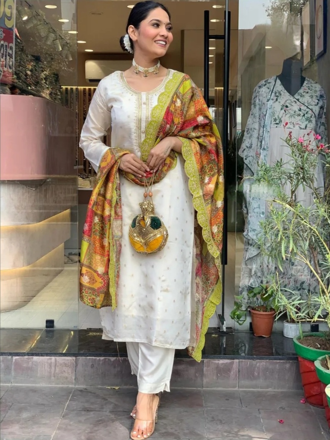 

Lilots Floral Embroidered Thread Work Straight Kurta with Trouser & Dupatta, White