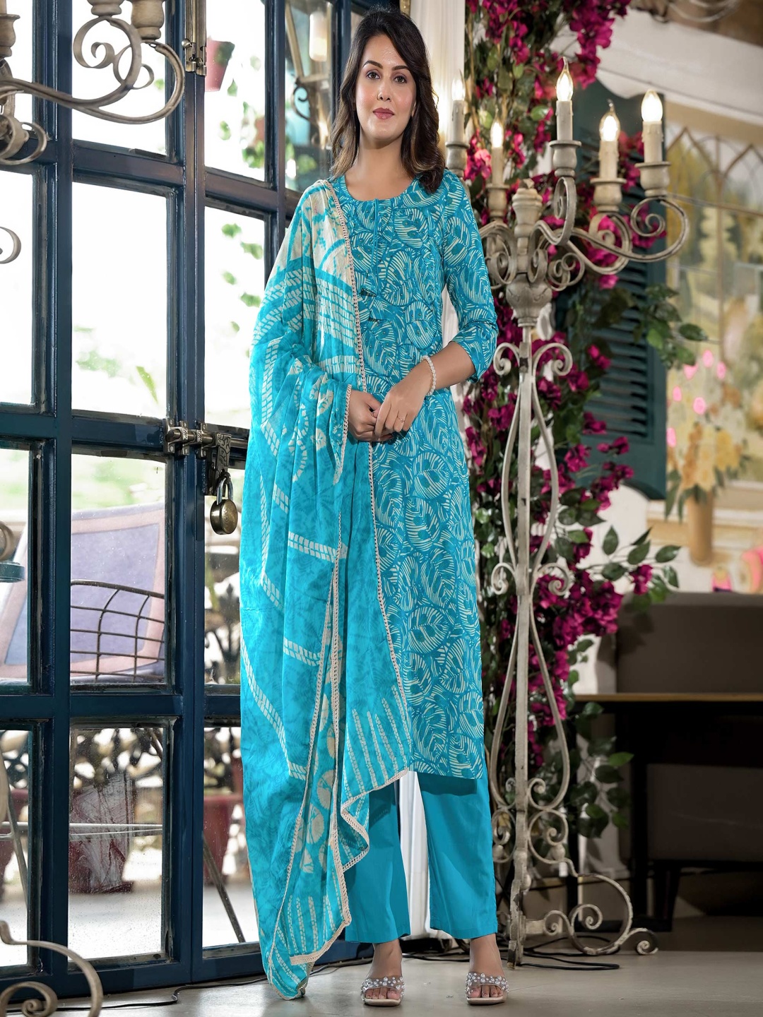 

Peachmode Floral Beads and Stones Pure Cotton Kurta with Trousers & Dupatta, Blue