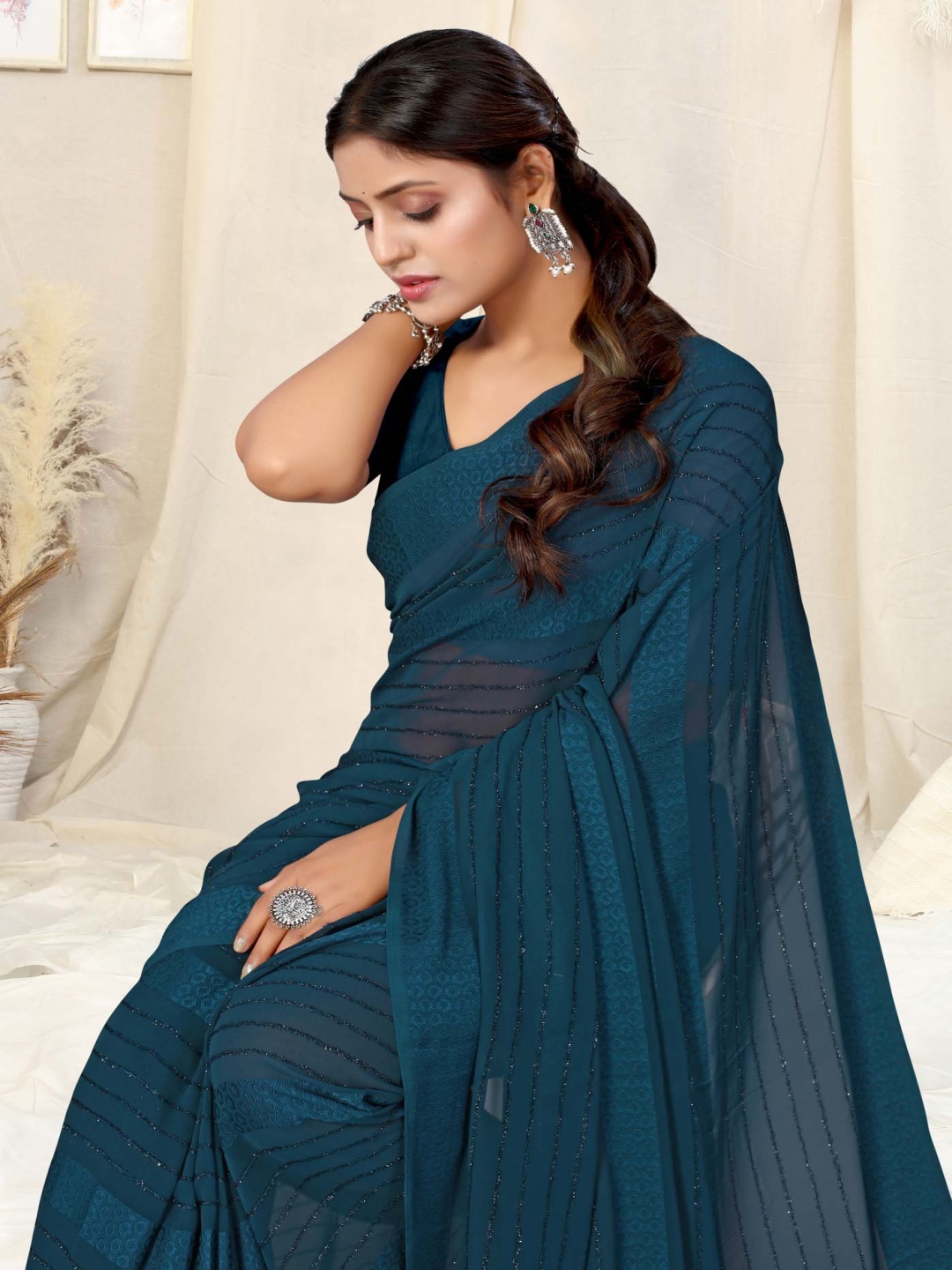 

MIRCHI FASHION Striped Ready to Wear Saree, Blue