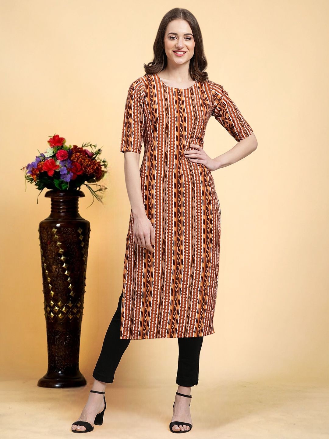 

7Threads Ethnic Motifs Printed Round Neck Straight Kurta, Brown
