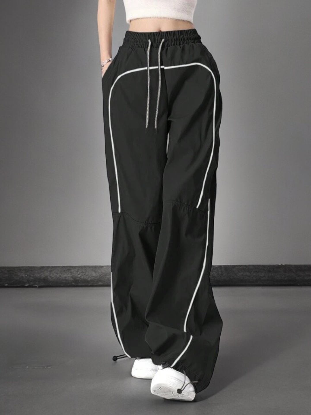 

TABADTOD Women Striped Relaxed Loose Fit Trousers, Black