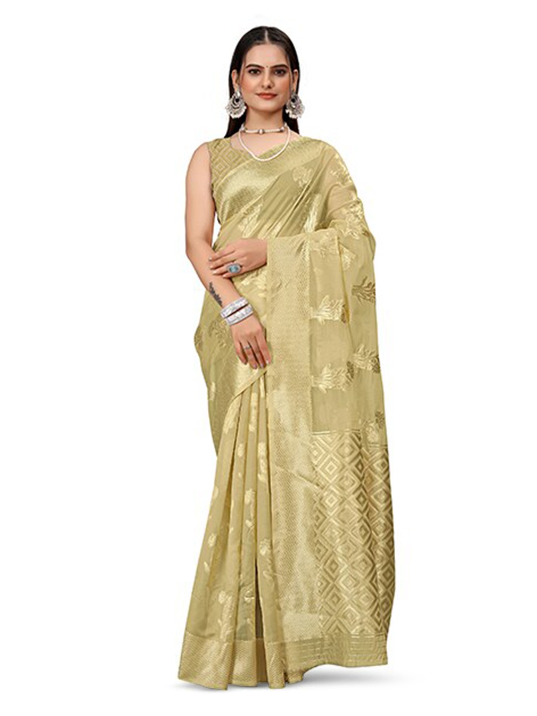 

Aagiri Woven Design Zari Organza Banarasi Saree, Cream