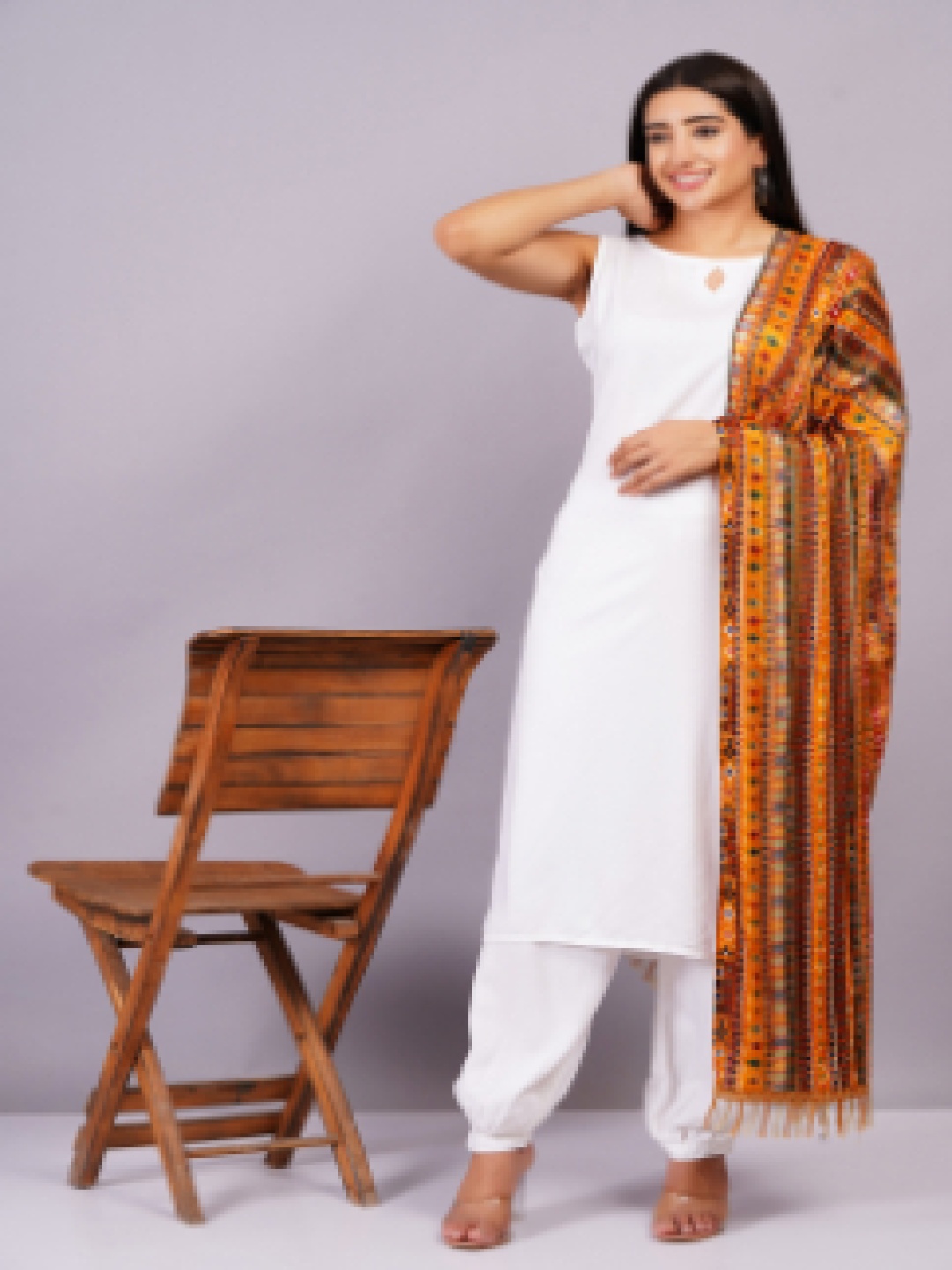 

JC4U Keyhole Neck Kurta with Salwar & Dupatta, White