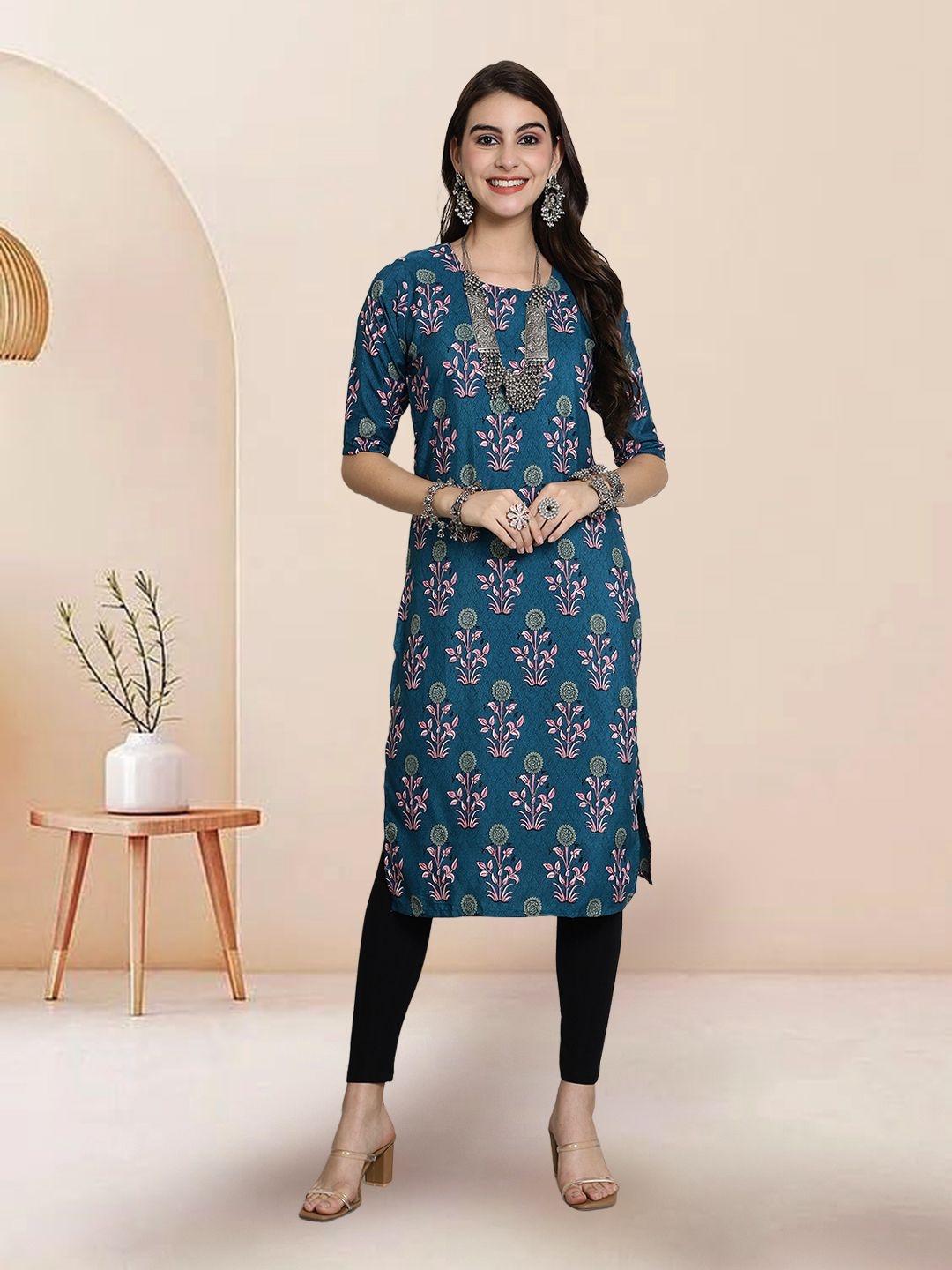 

7Threads Floral Printed Round Neck Straight Kurta, Blue