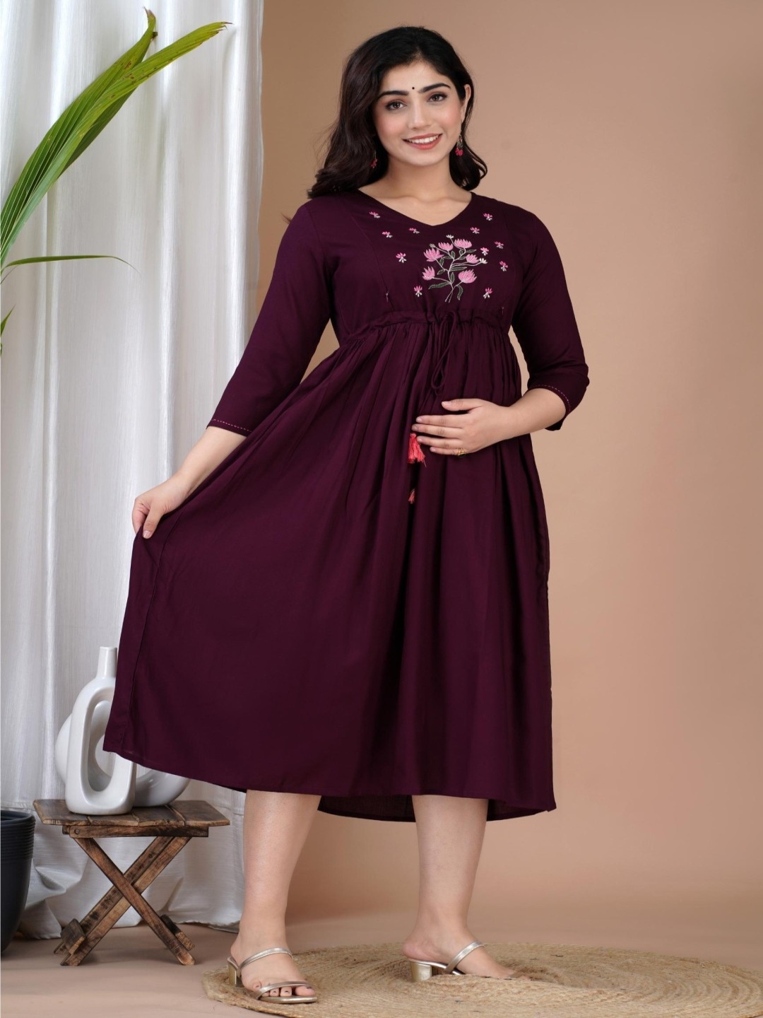 

JALTHER Floral Embroidered Round Neck Maternity Ethnic Dresses, Maroon