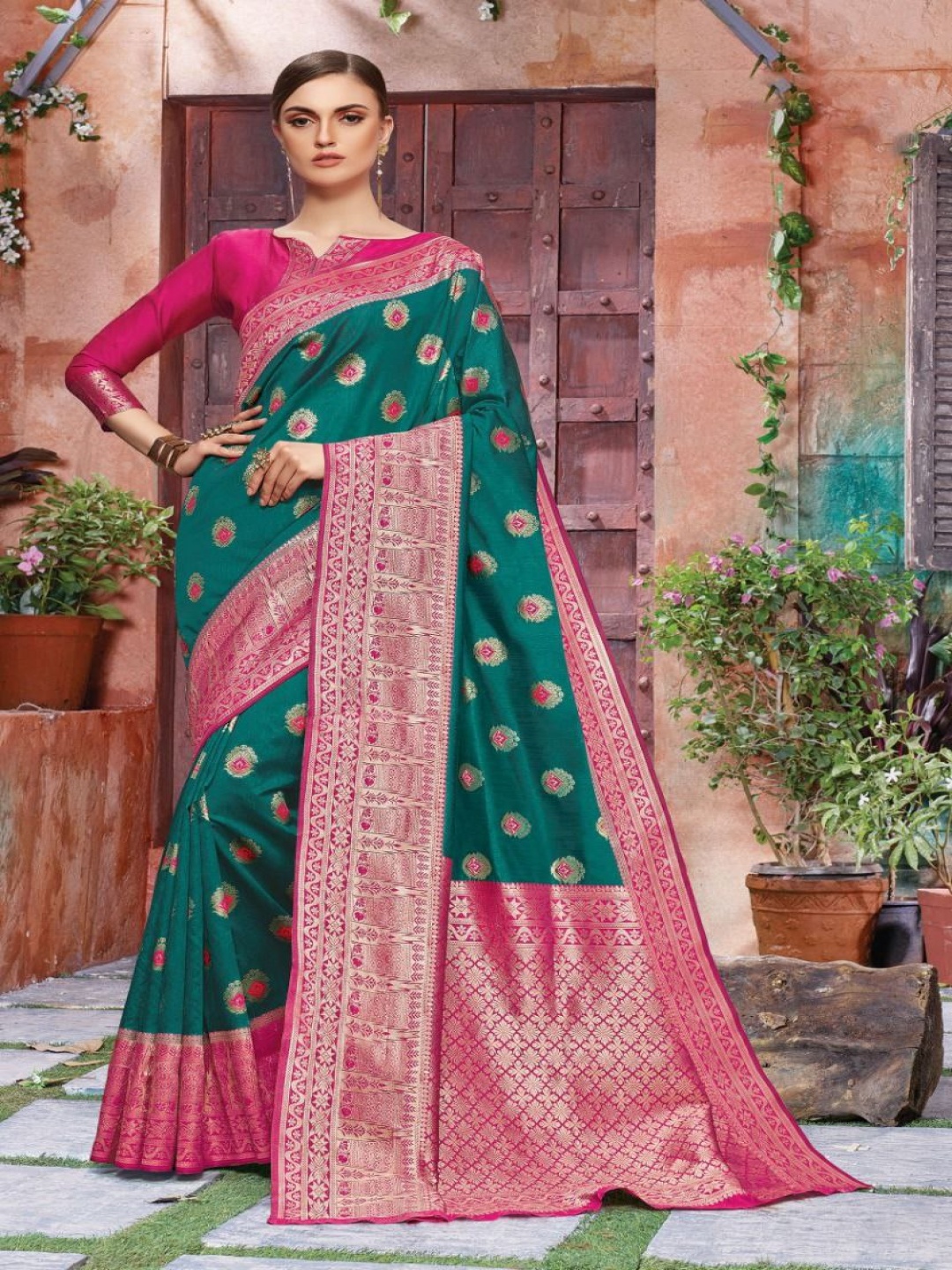 

Quelea Woven Design Zari Pure Silk Banarasi Saree, Teal