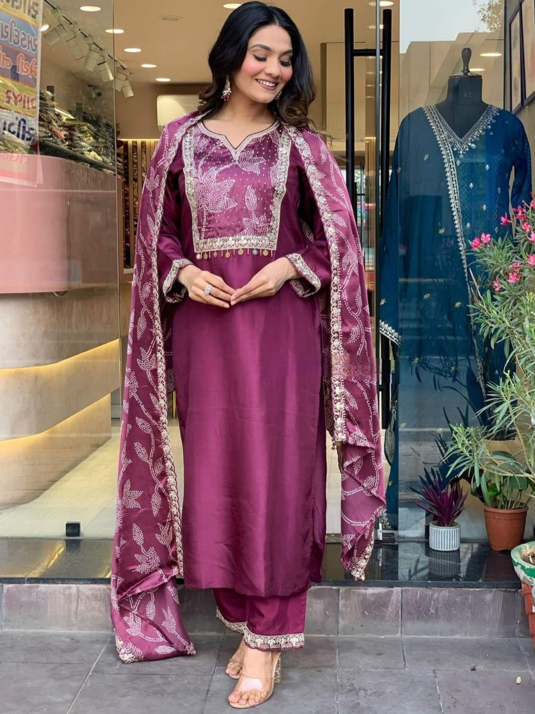 

BLACK SCISSOR Floral Embroidered Thread Work Straight Kurta with Trousers & Dupatta, Purple