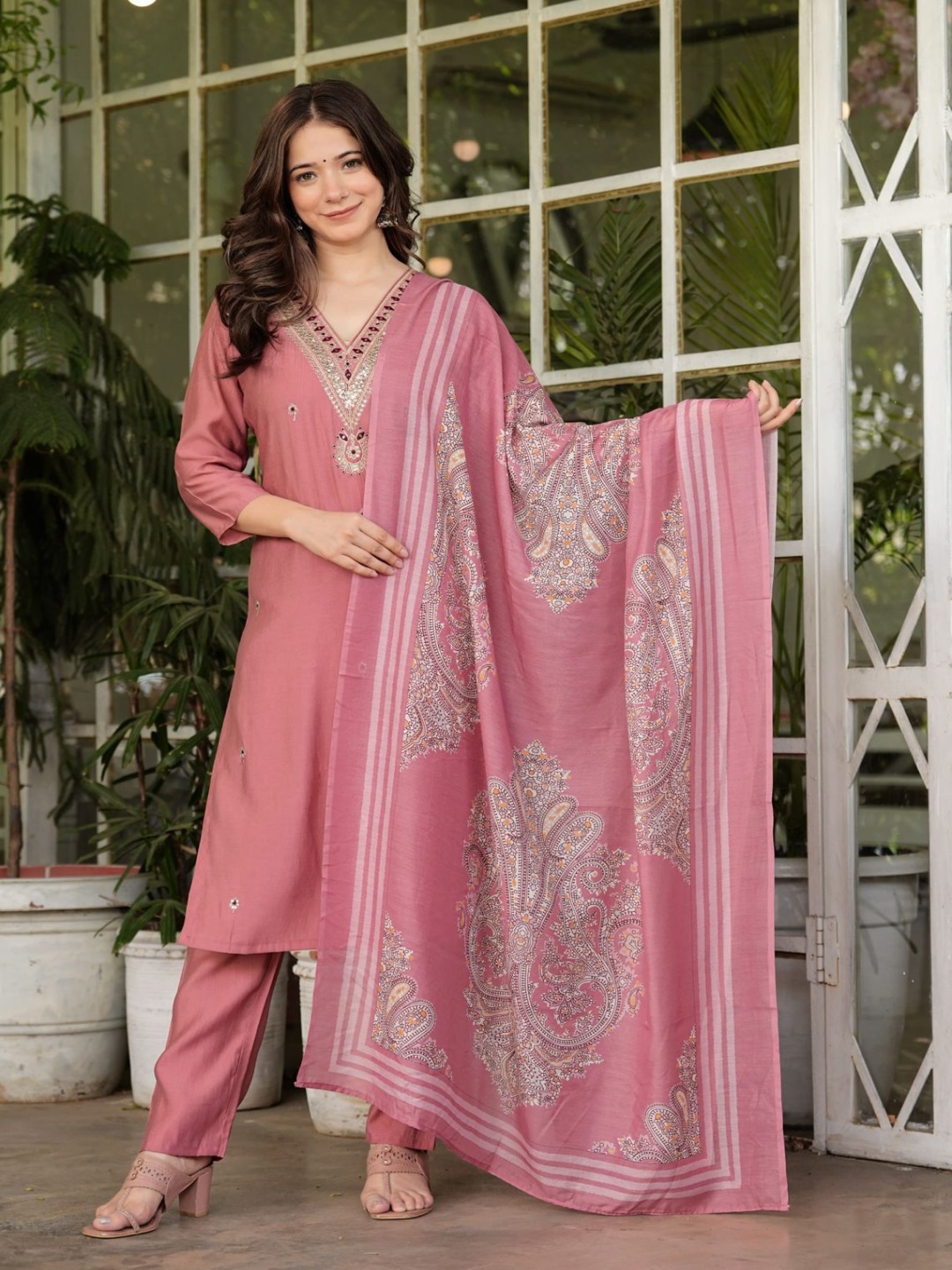

FCV Floral Embroidered Straight Kurta With Trouser & Dupatta, Peach