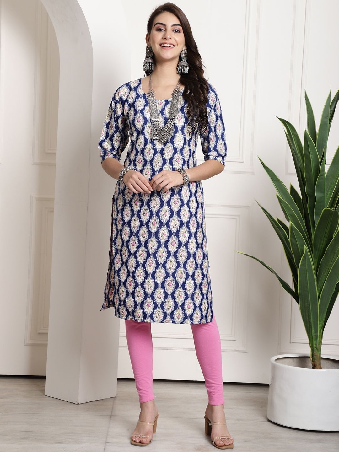 

7Threads Selection of 6 Floral & Geometric Printed Round Neck Straight Kurtas, Blue