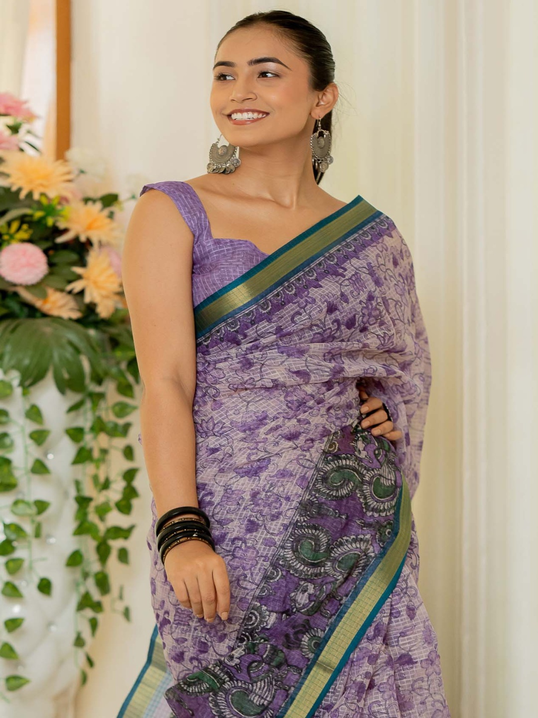 

MIRCHI FASHION Floral Printed Zari Kota Saree, Lavender