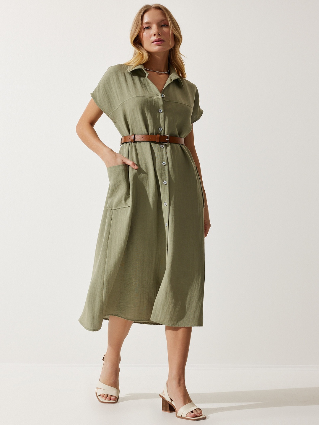 

Happiness istanbul Green Extended Sleeves Shirt Midi Dress