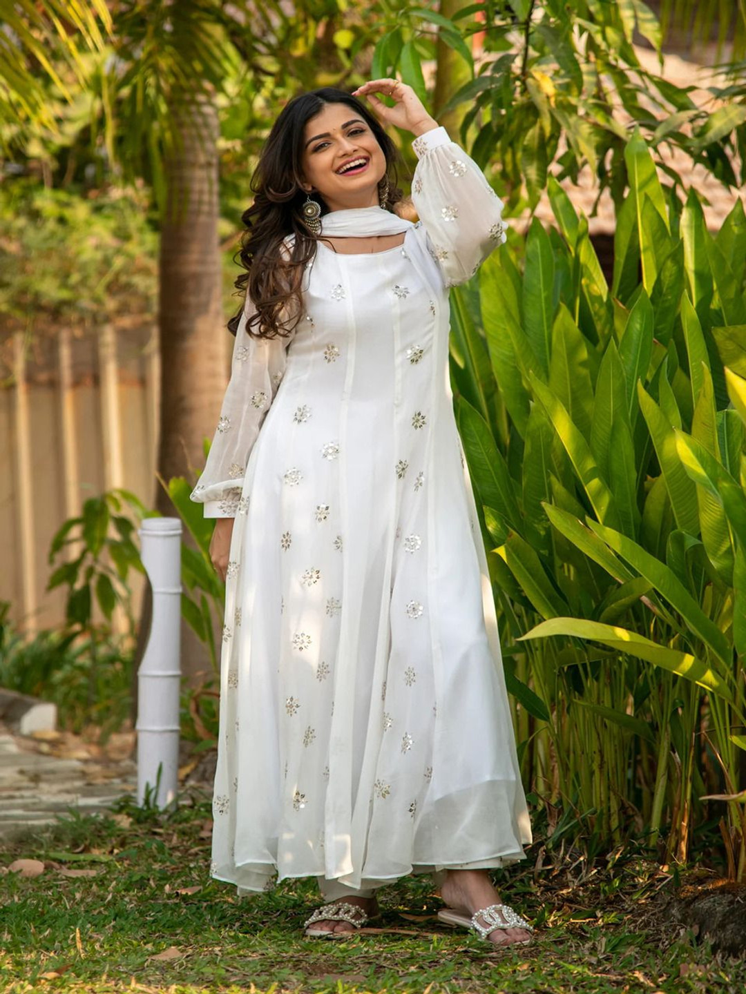 

KALINI Floral Embroidered Panelled Sequinned Georgette Kurta With Pyjama And Dupatta, White