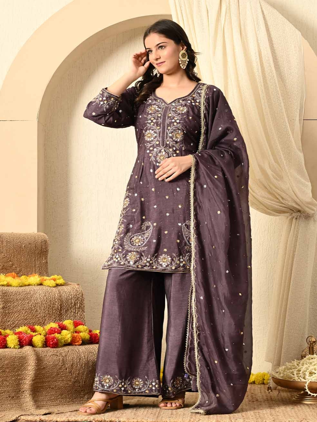 

ZARIKALI Ethnic Motifs Embroidered Sweetheart Neck Zardozi Kurta With Palazzos & Dupatta, Grey