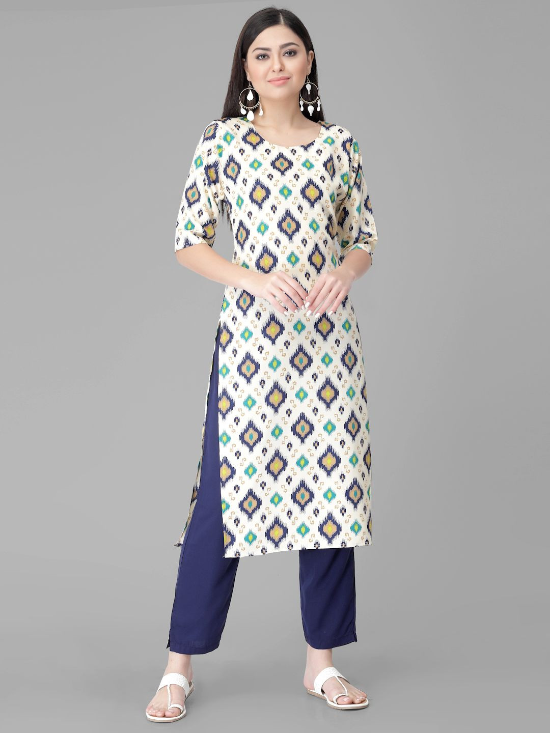 

7Threads Ethnic Motifs Printed Round Neck Straight Kurta With Trousers, White