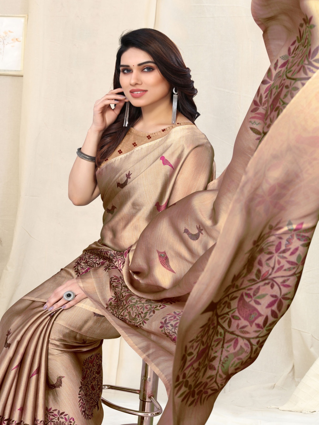 

KALINI Ethnic Motifs Poly Chiffon Saree, Cream