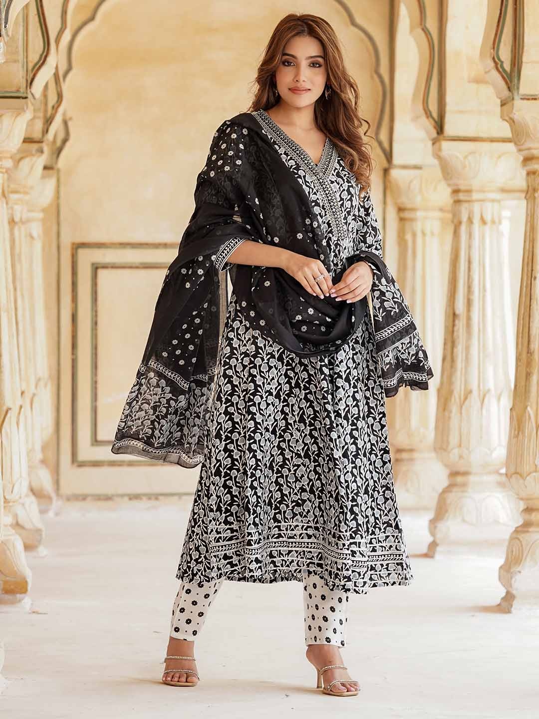 

KALINI Floral Printed Round Neck Anarkali Kurta With Dupatta, Black