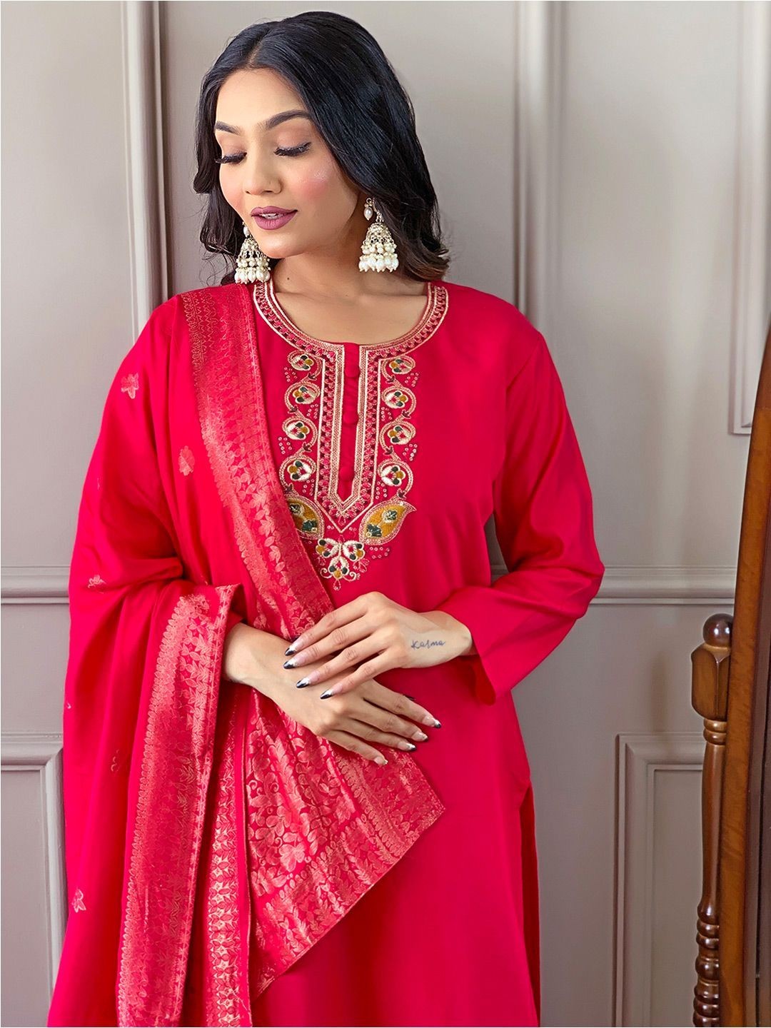 

REALLTREND Ethnic Motifs Embroidered Round Neck Straight Kurta With Trousers & Dupatta, Red