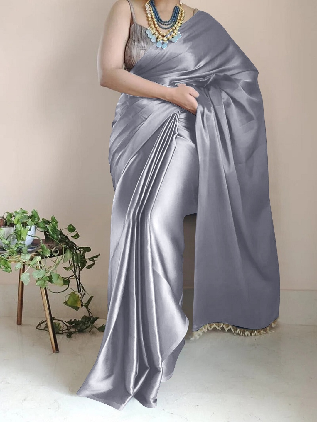 

APNISHA Beads and Stones Satin Saree, Grey