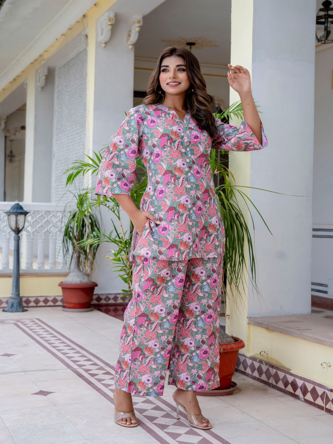 

KALINI Women Round Neck Printed Tunic With Trousers Co-Ords, Teal