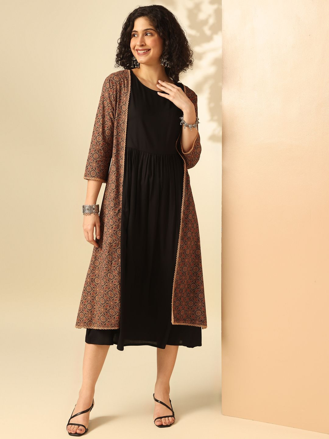 

Anouk Round Neck Cotton A-Line Ethnic Dress with Jacket, Black