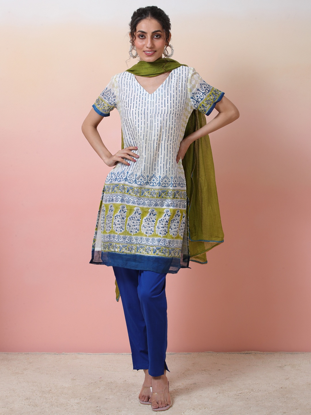 

Sangria White Striped Printed V-Neck Chanderi Silk Straight Kurta & Trousers With Dupatta