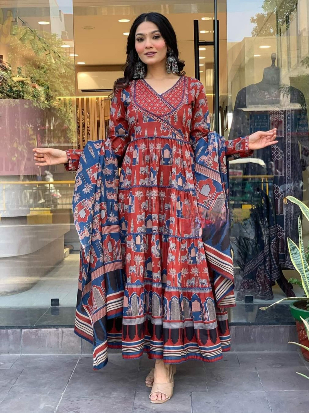 

KALINI Floral Printed Thread Work V-Neck Anarkali Kurta With Trouser & Dupatta, Maroon