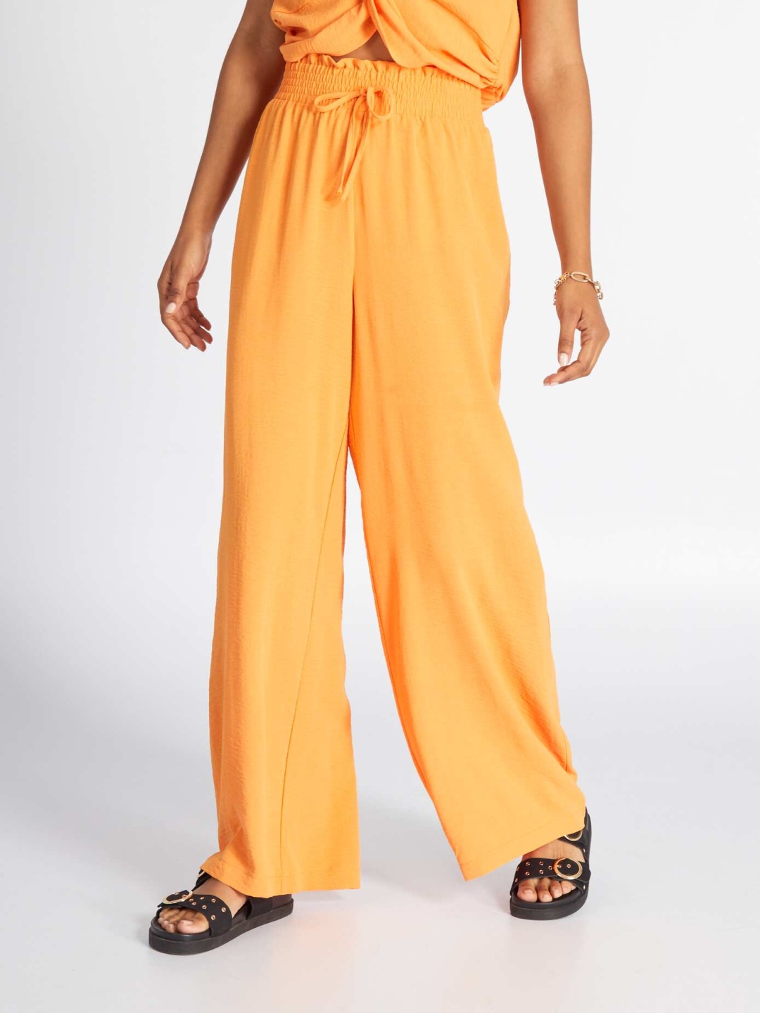

KIABI Women High-Rise Loose Fit High-Rise Trousers, Orange