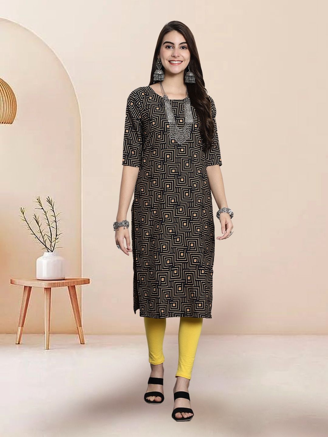 

7Threads Geometric Printed Round Neck Straight Kurta, Black