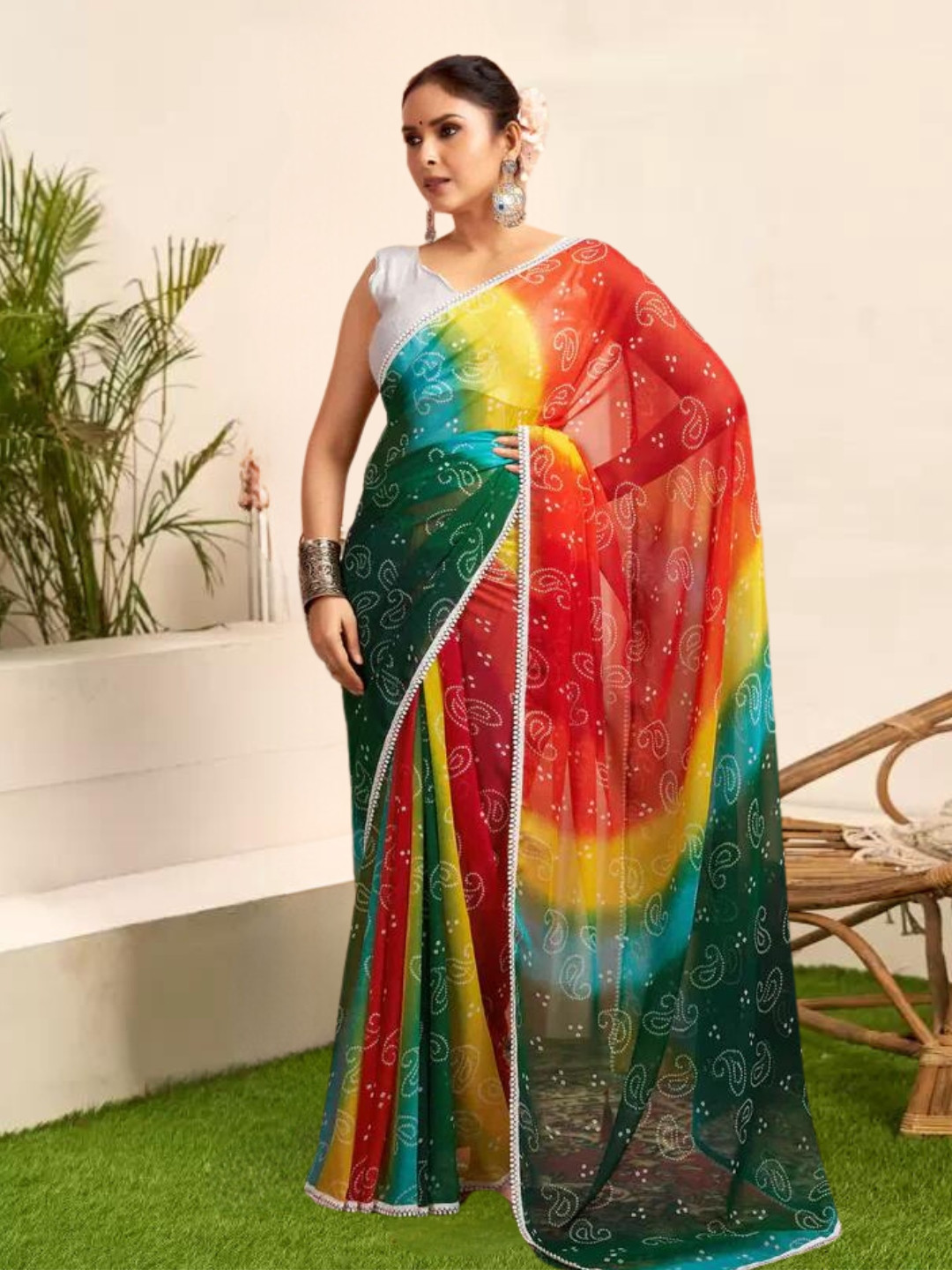 

KAZIA Bandhani Patchwork Pure Georgette Banarasi Saree, Green