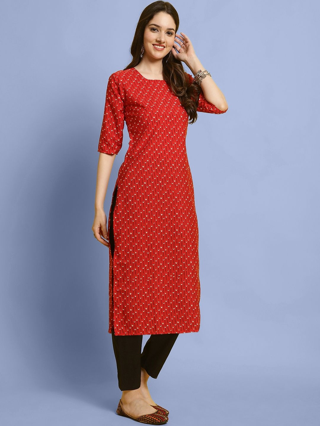 

7Threads Floral Printed Straight Round-Neck Kurta With Trouser, Red