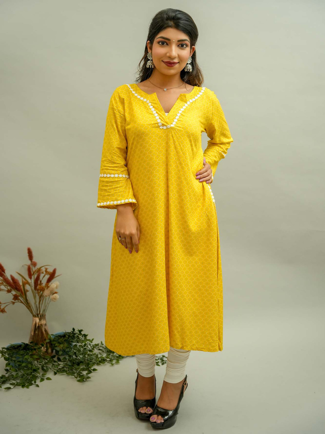 

GO BOUJEE Floral Printed Lace Frills Bows and Ruffles Pure Cotton Straight Kurta, Yellow