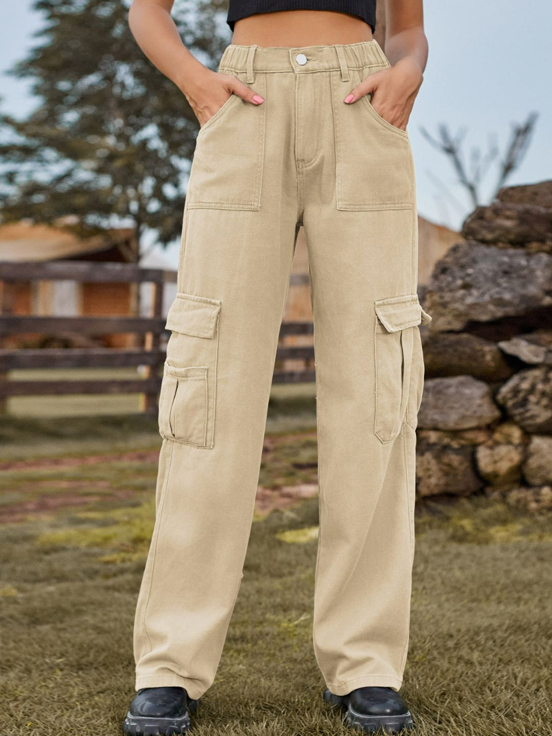 

4WRD by Dressberry Women Khaki Mid-Rise Casual Denim Cargos Trousers