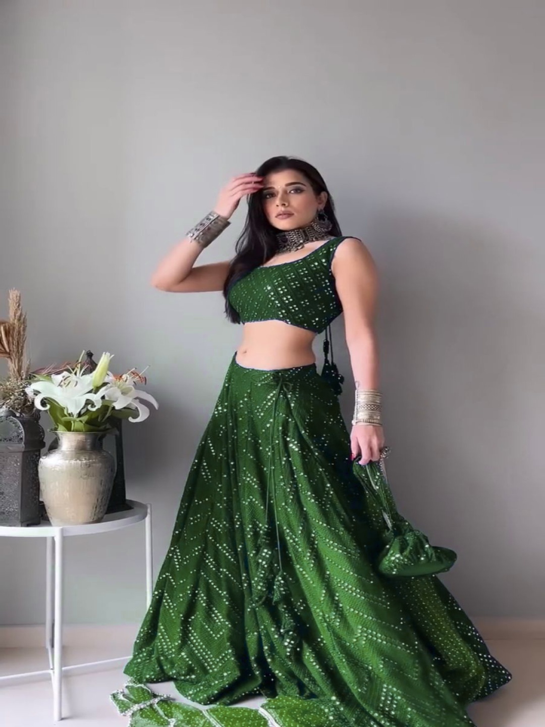 

Cute fellow Embroidered Sequinned Semi-Stitched Lehenga & Unstitched Blouse With Dupatta, Green