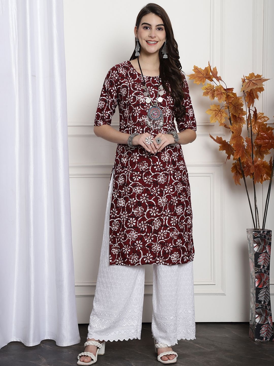 

7Threads Set Of 6 Floral Printed Round Neck Machine Weave Straight Kurta, Maroon