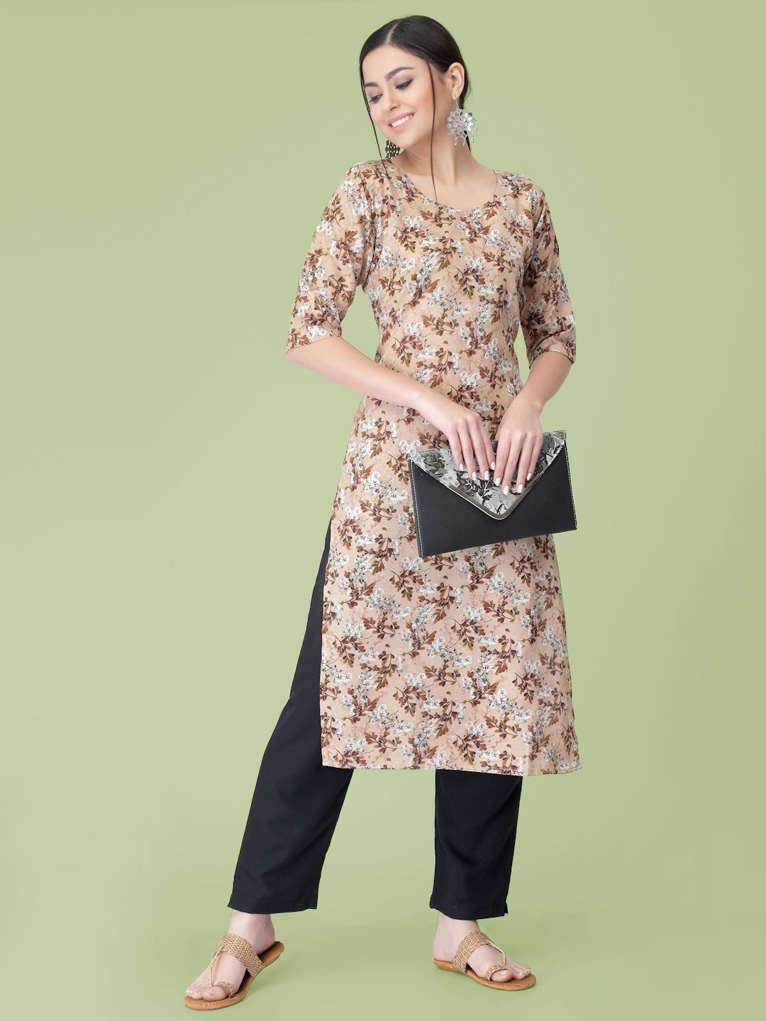 

7Threads Floral Printed Round Neck Straight Kurta With Trousers, Beige