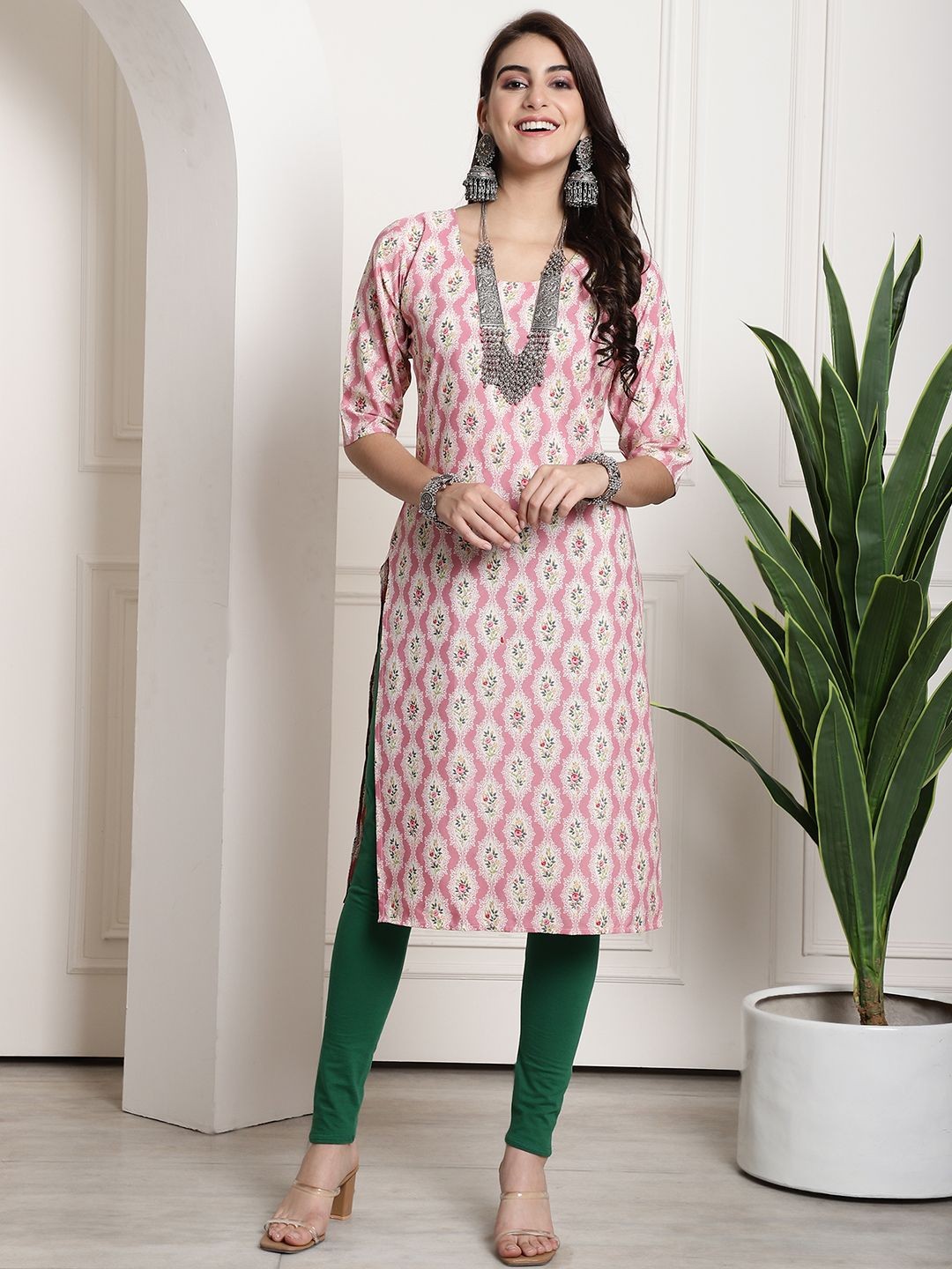 

7Threads Selection of 6 Floral & Geometric Printed Round Neck Straight Kurtas, Pink