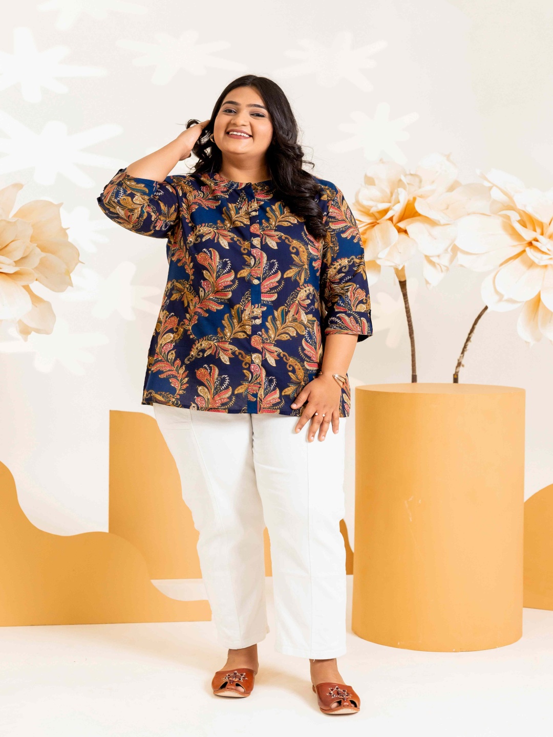 

LALI JAIPUR Women Floral Printed Round Neck Tunic, Blue