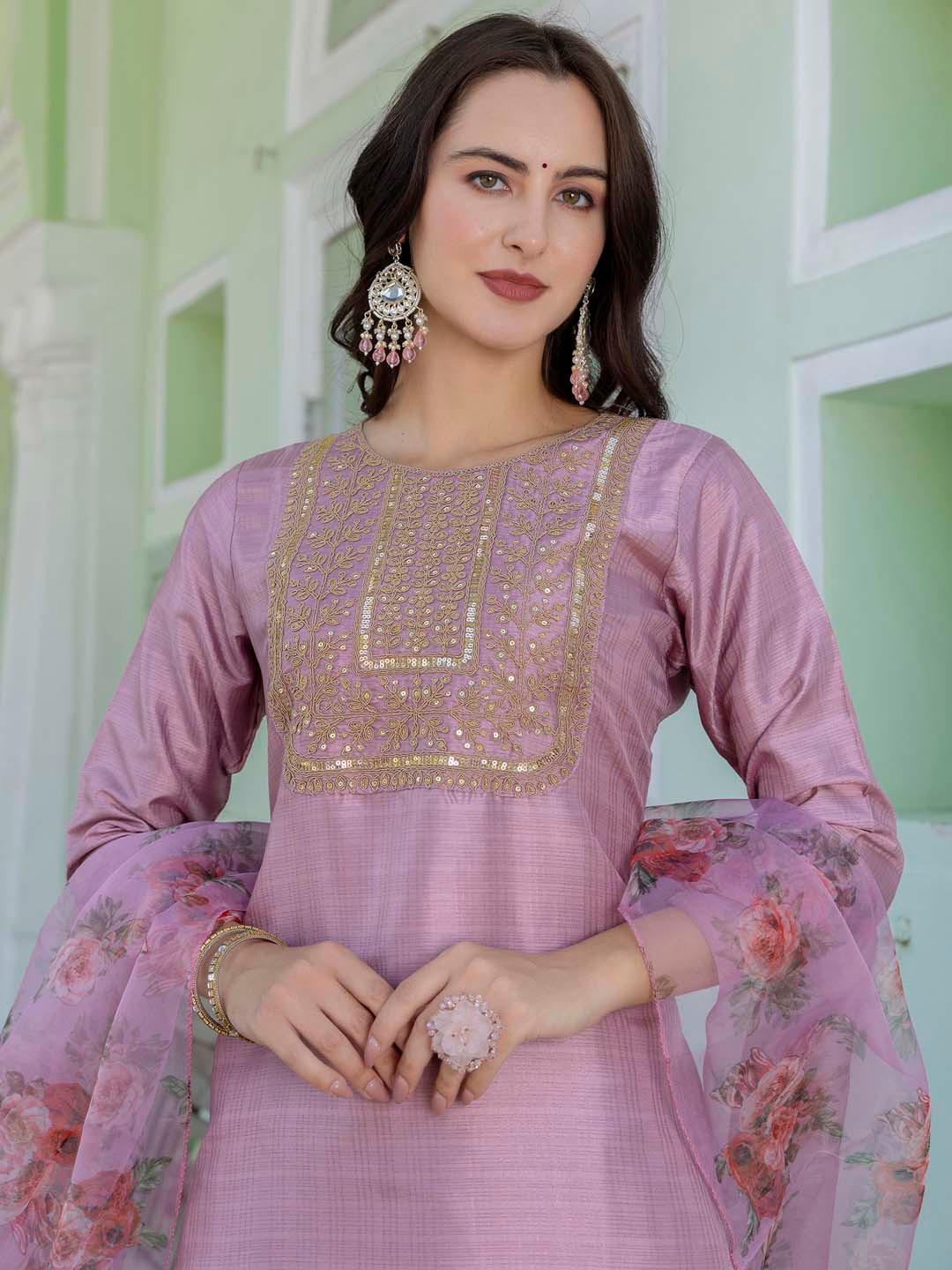 

VredeVogel Floral Sequinned Straight Kurta with Trousers & With Dupatta, Pink