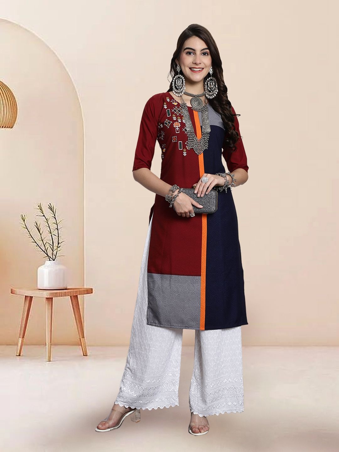 

7Threads Ethnic Motifs Printed Printed Round Neck Straight Kurta, Maroon