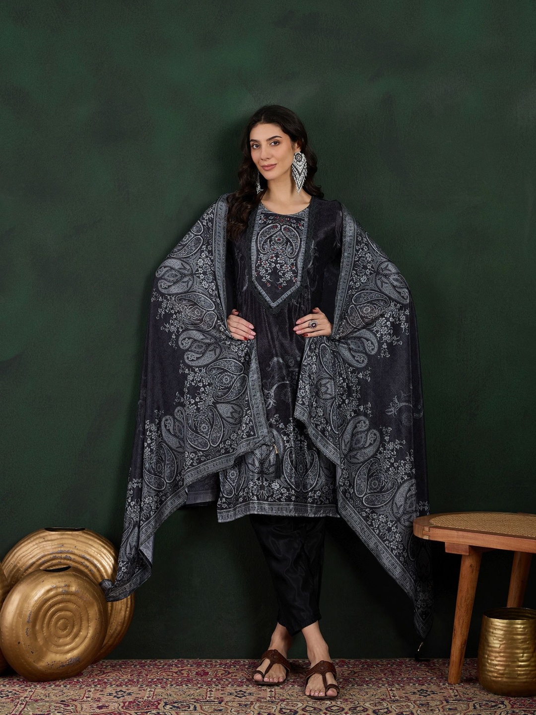 

Sangria Paisley printed Anarkali Kurta With Trousers and Dupatta, Black