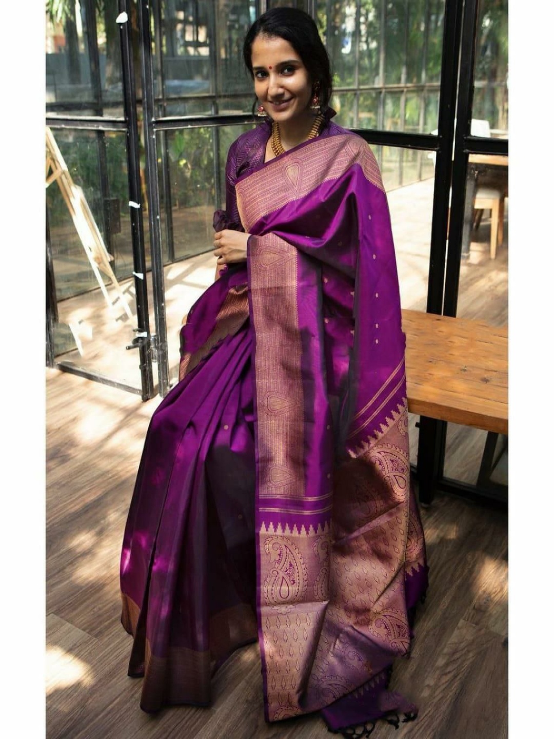 

Quelea Woven Design Zari Pure Silk Banarasi Saree, Purple