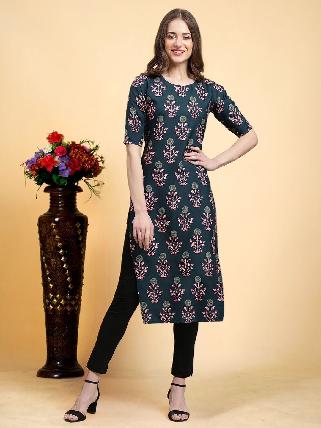 

7Threads Floral Printed Round Neck Machine Weave Straight Kurta, Blue